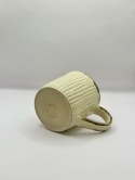 Kubek ceramiczny, kremowy , żłobiony ok 300ml